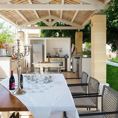 Pietra Del Sole Villa